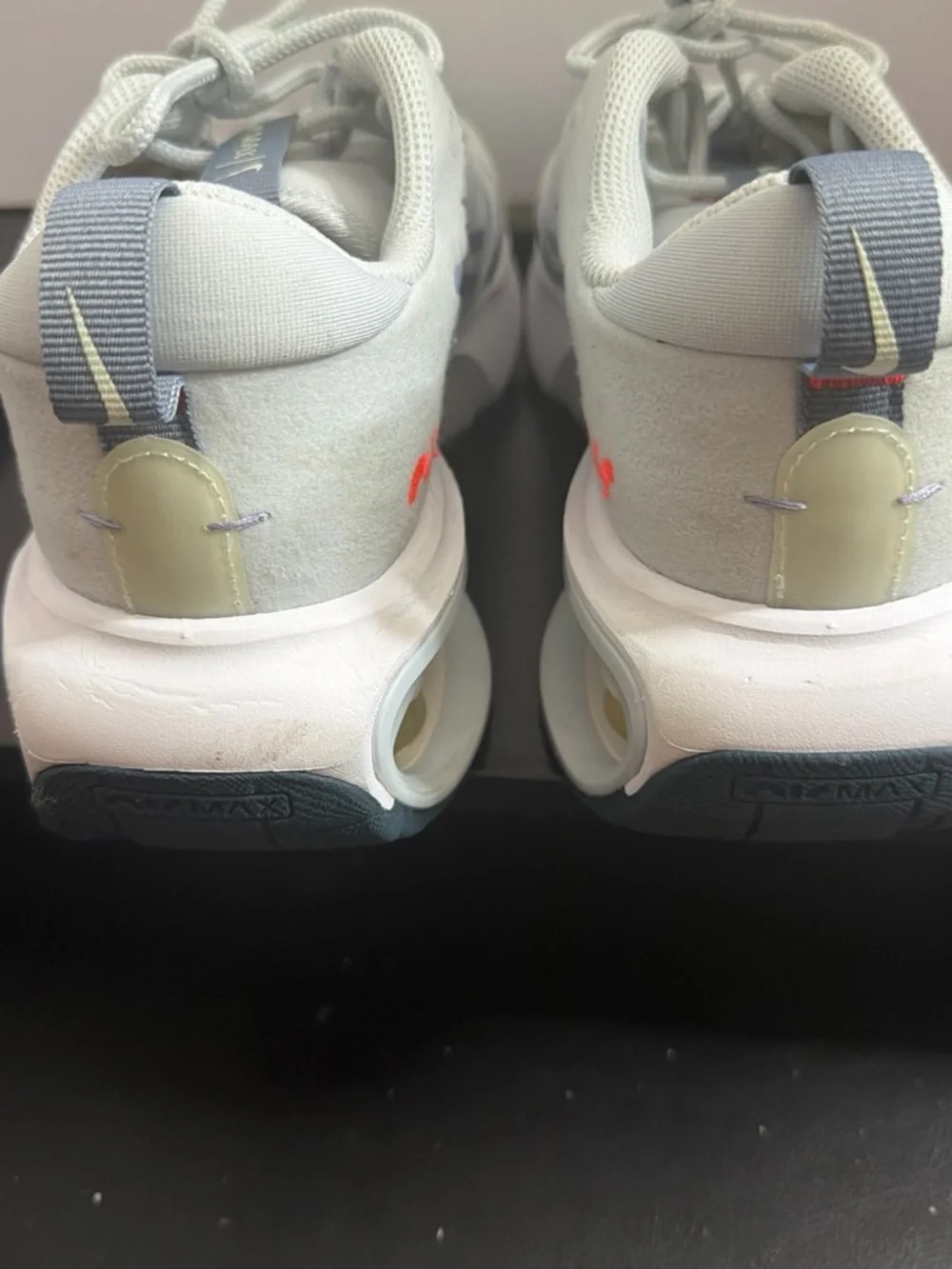Nike light gray